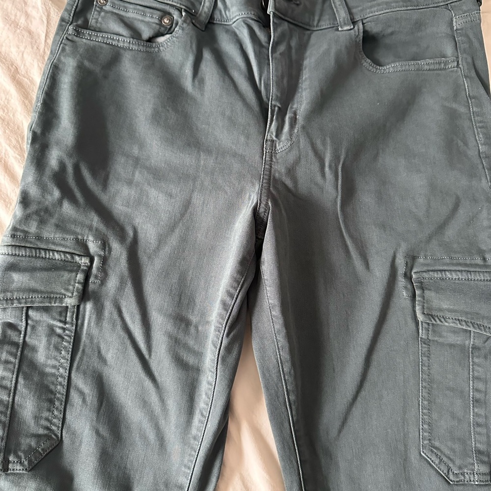 American Eagle Outfitters Green Cargo Pants